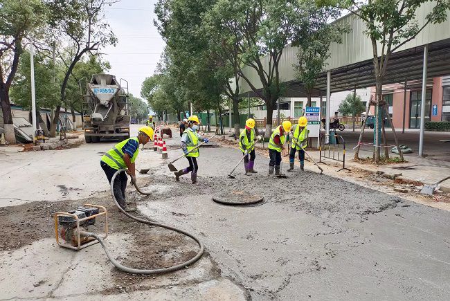 路面混凝土澆筑（修）.jpg